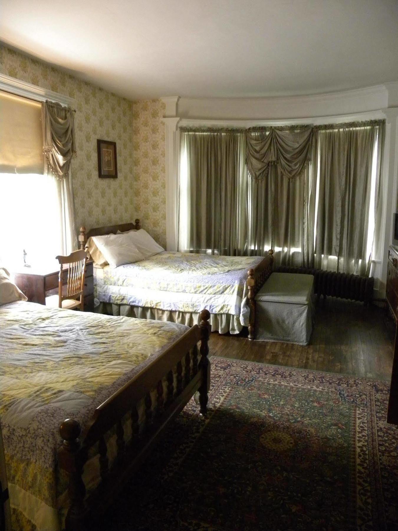 Victorian Charm Inn Towanda Esterno foto