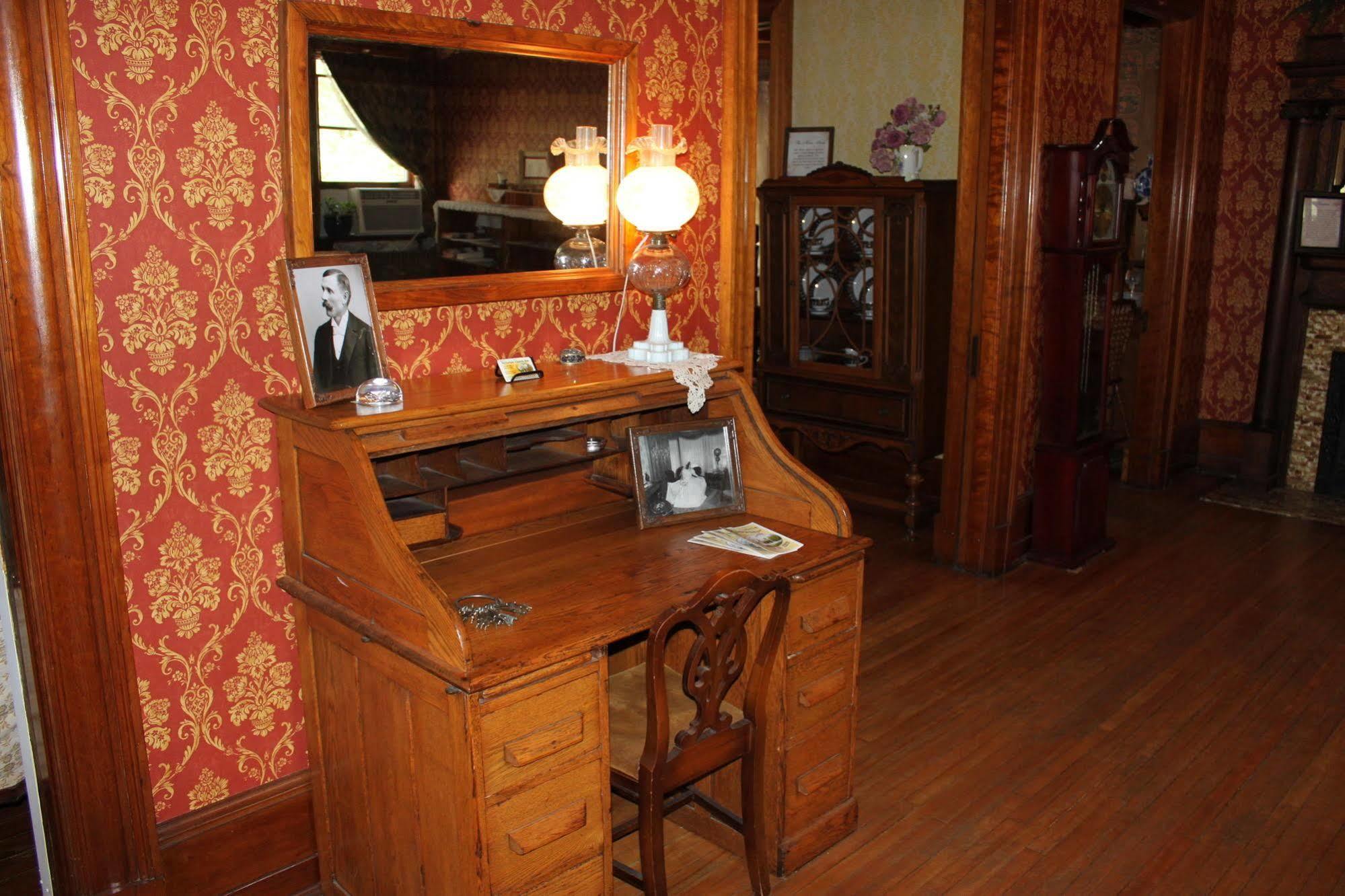 Victorian Charm Inn Towanda Esterno foto